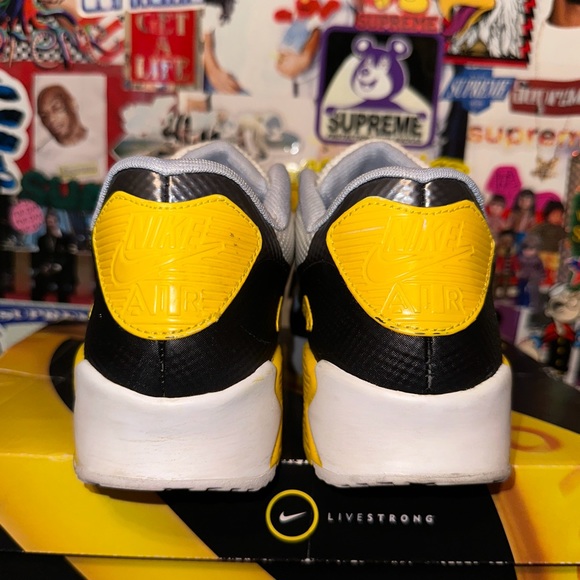 2012 Nike Air Max 90 Hyperfuse Livestrong Size 8 AM90 RARE AM1 1 One - Picture 5 of 10